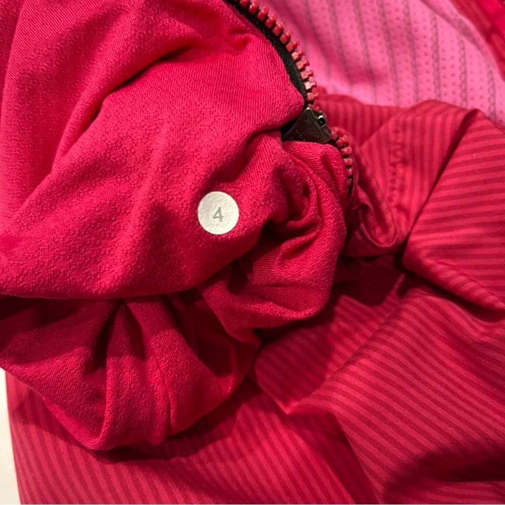Lululemon Run Track and Field Jacket Fruity Tootie Pink Stripe Size 4 - Picture 11 of 12